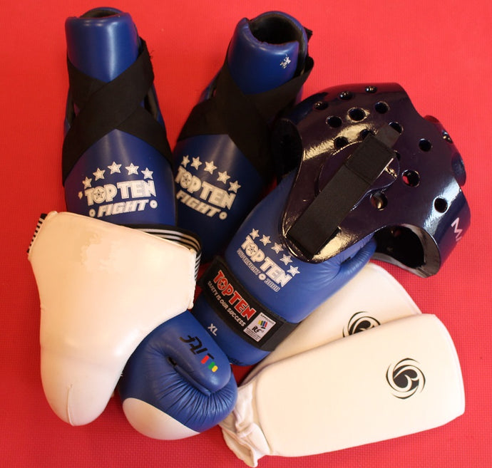 Full Senior Taekwon-Do sparring kit (Male)